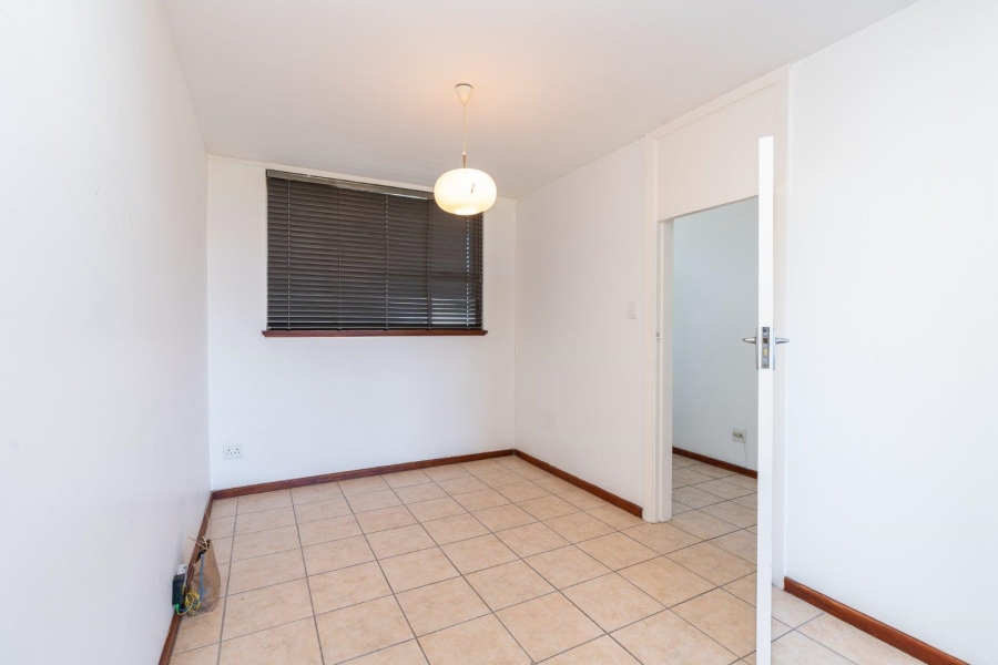 2 Bedroom Property for Sale in Milnerton Western Cape